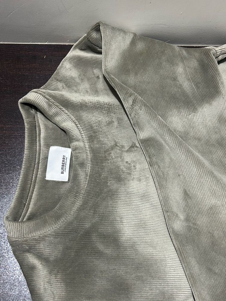 Burberry grey sweatshirt