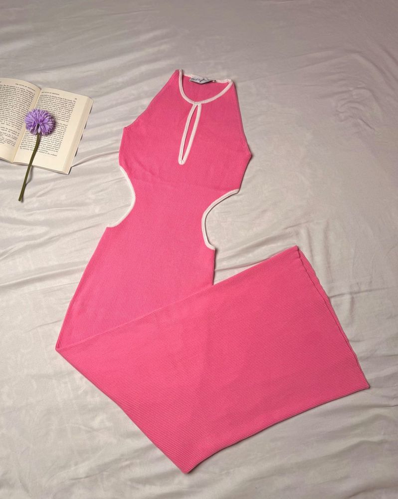 Side Cut-Outs Bodycon Dress