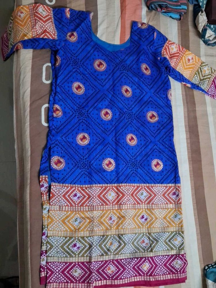 Vibrant Blue Kurta with Bandhani Print