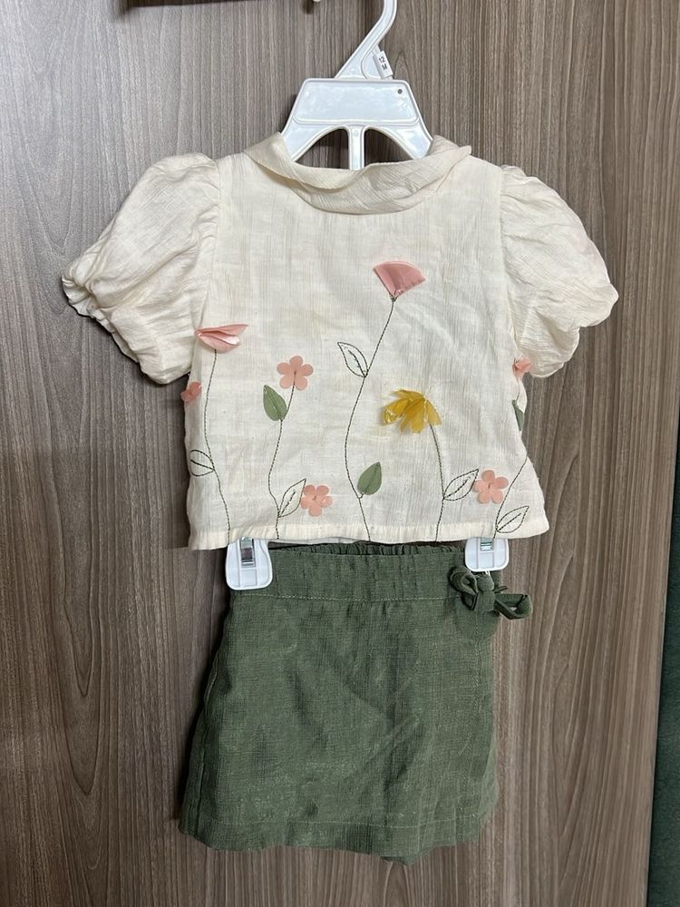 Cute Floral Top &amp; Skirt Set