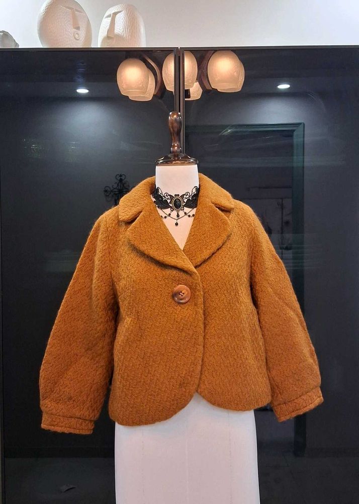 Stylish Cropped Jacket