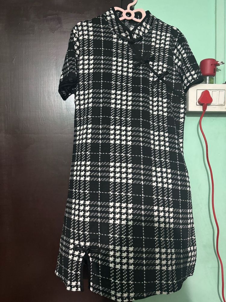 Chic Black Chinese dress