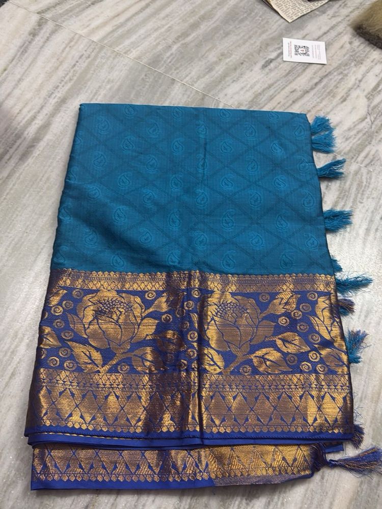 Elegant Blue Silk Saree with Gold Border