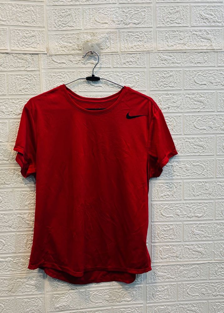 🇺🇸 Nike imported Athletic T-Shirt
