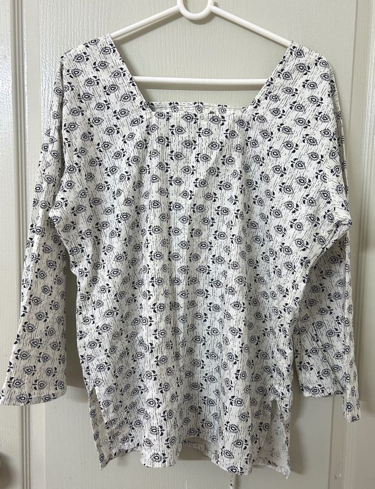 Chic Floral Print Short Kurta