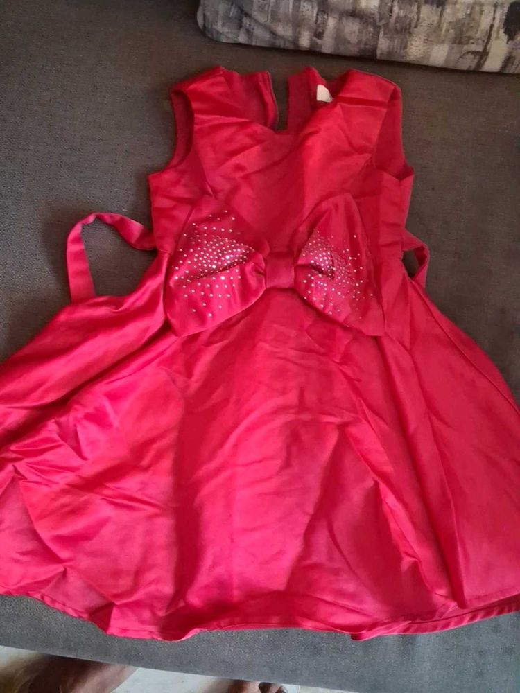 Beautiful Red party Dress