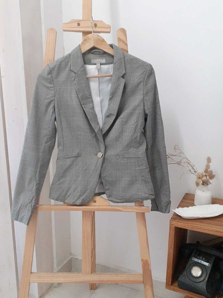 H&amp;M fitted blazer