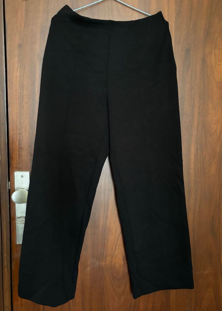 UNIQLO Classic Black Wide Leg Pants