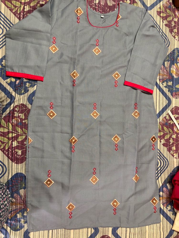 Stylish Grey Embroidered Kurta