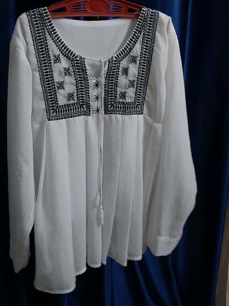 Short white kurti for women