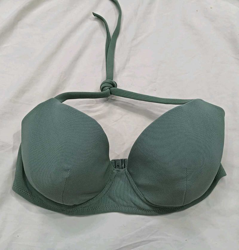 🪔 Green Ribbed Bikini Top