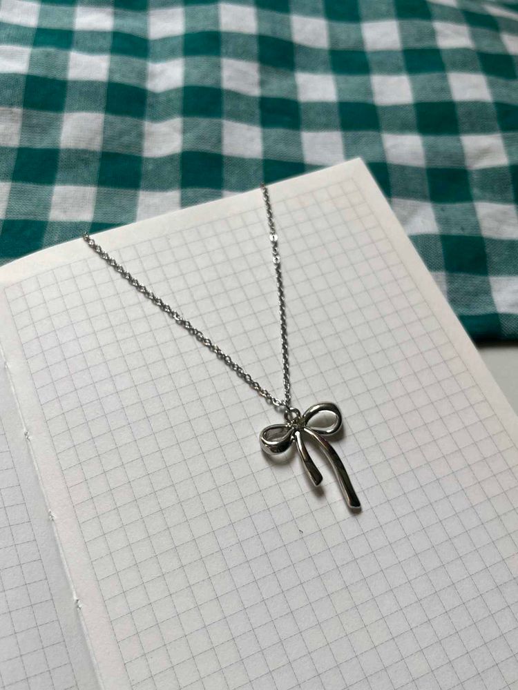 Cute Bow Necklace