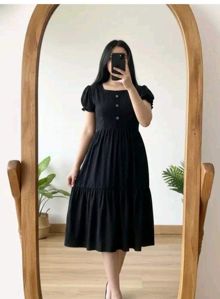 Chic Black Puff Sleeve Tiered Dress