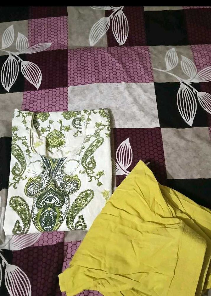 Paisley Print Kurta with Yellow Bottoms