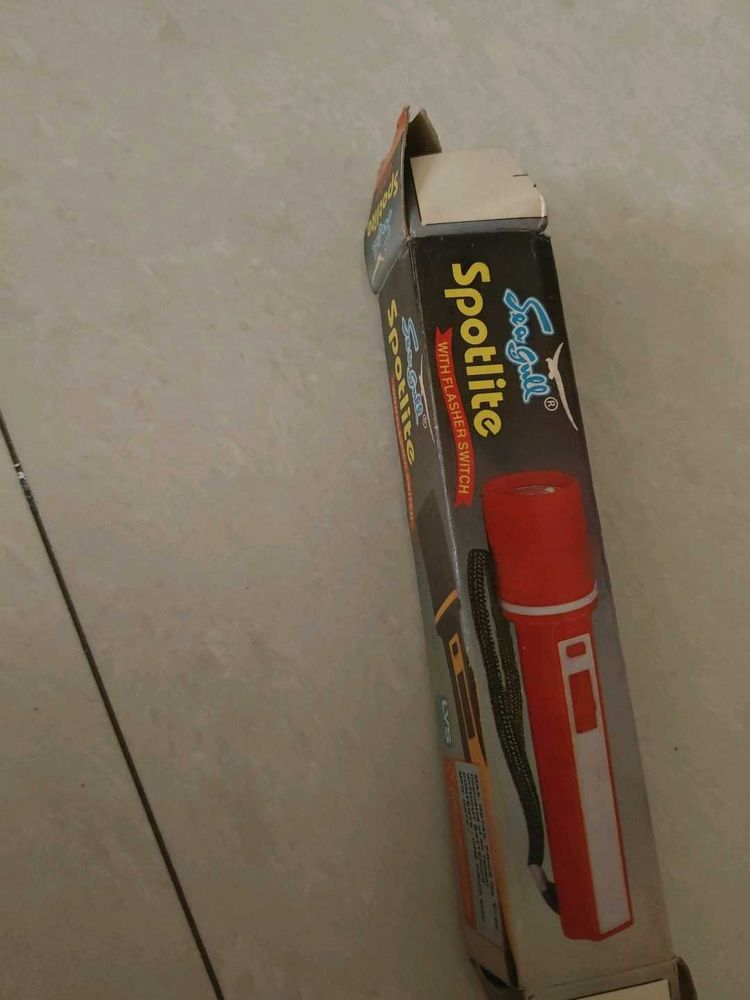 Spotlite Flashlight with Flasher Switch