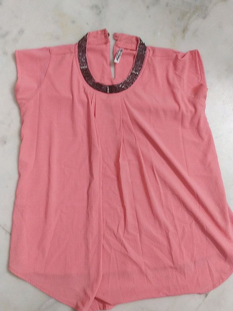 EMBELLISHED PEACH TOP