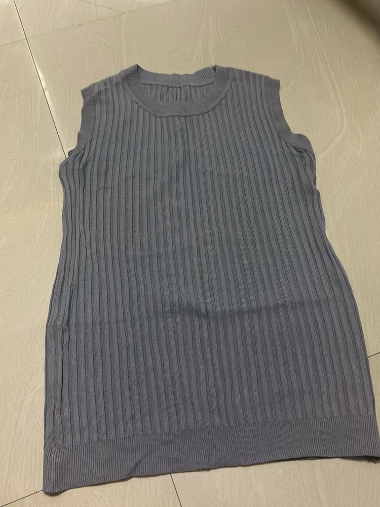 Sleeveless Ribbed Knit Top