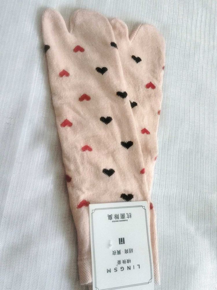 Cute Heart Pattern Toe Socks ❤️