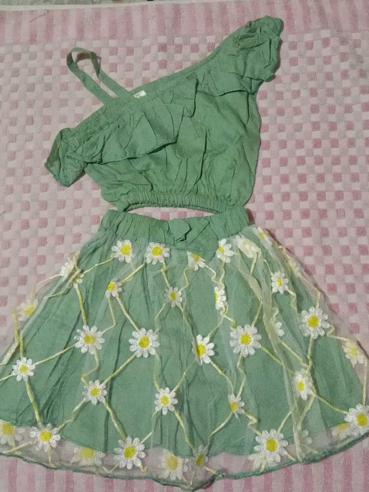 Cute green Daisy Print Two-Piece Set