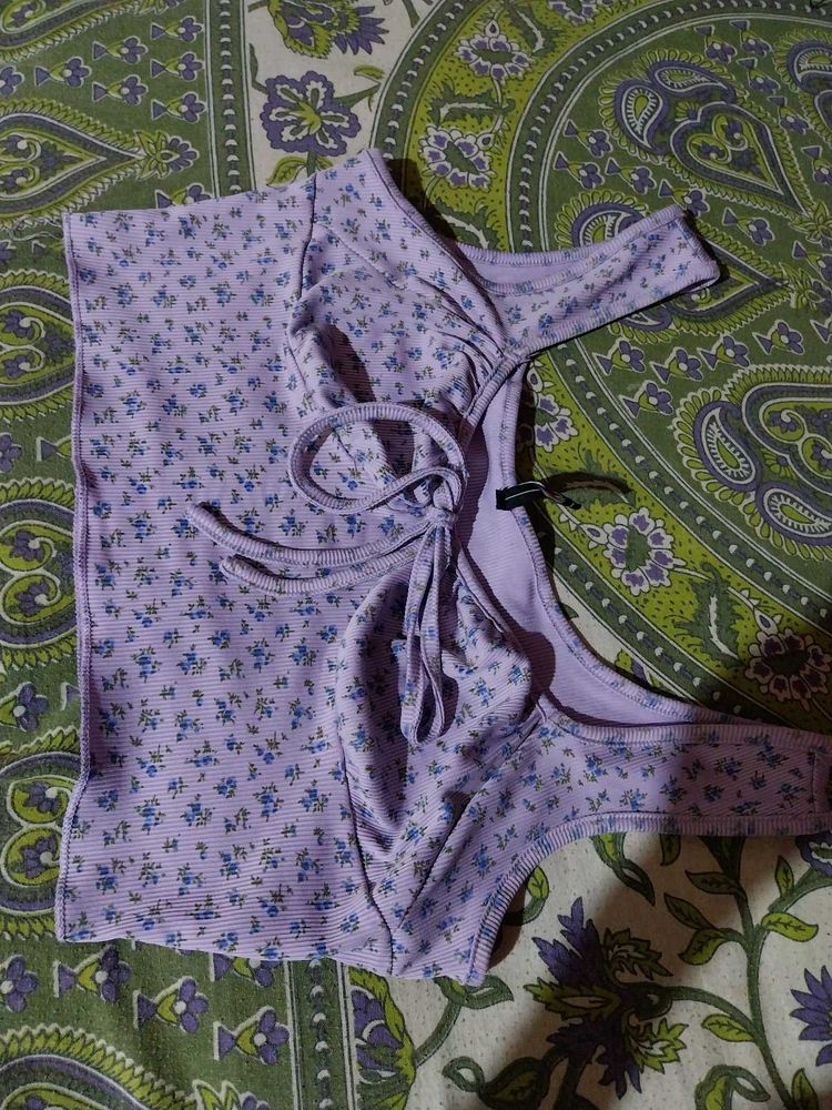 Floral Tie-Front Crop Top baby doll to
