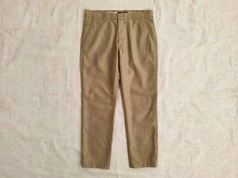 Khaki Chinos - Classic Fit