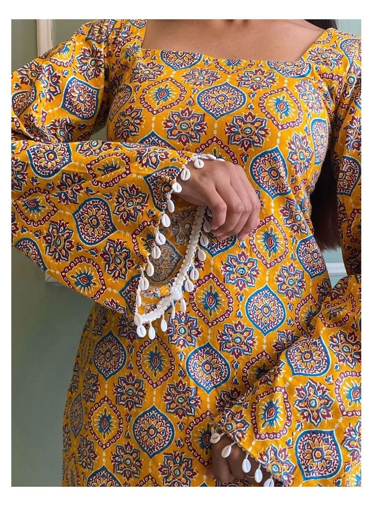 Yellow azrakh printed short kurti 💛