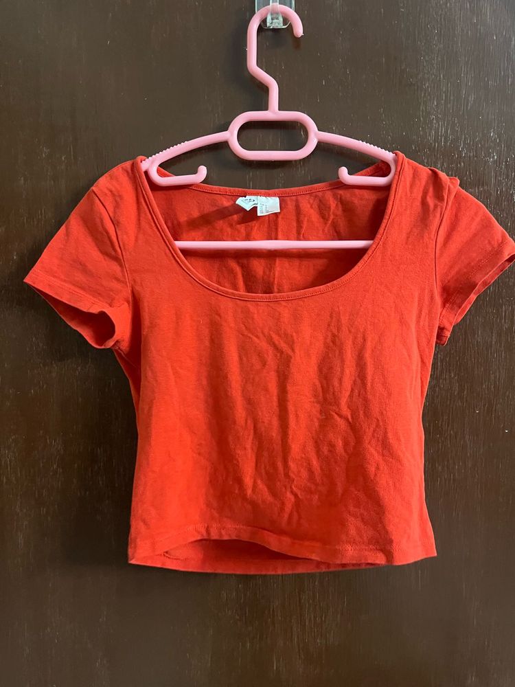 Red Cropped Tee