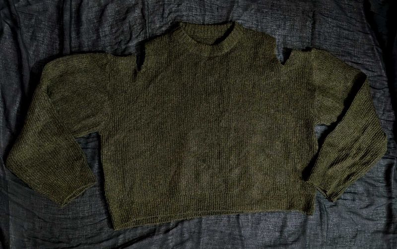 Green Cold Shoulder Knit Sweater