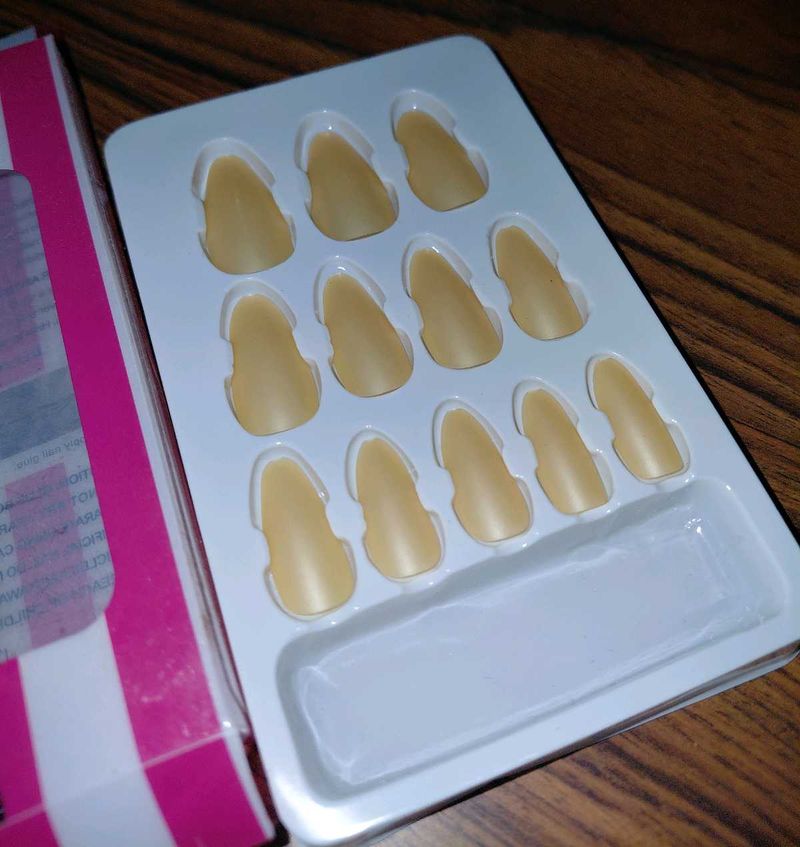 Artificial Nails Set