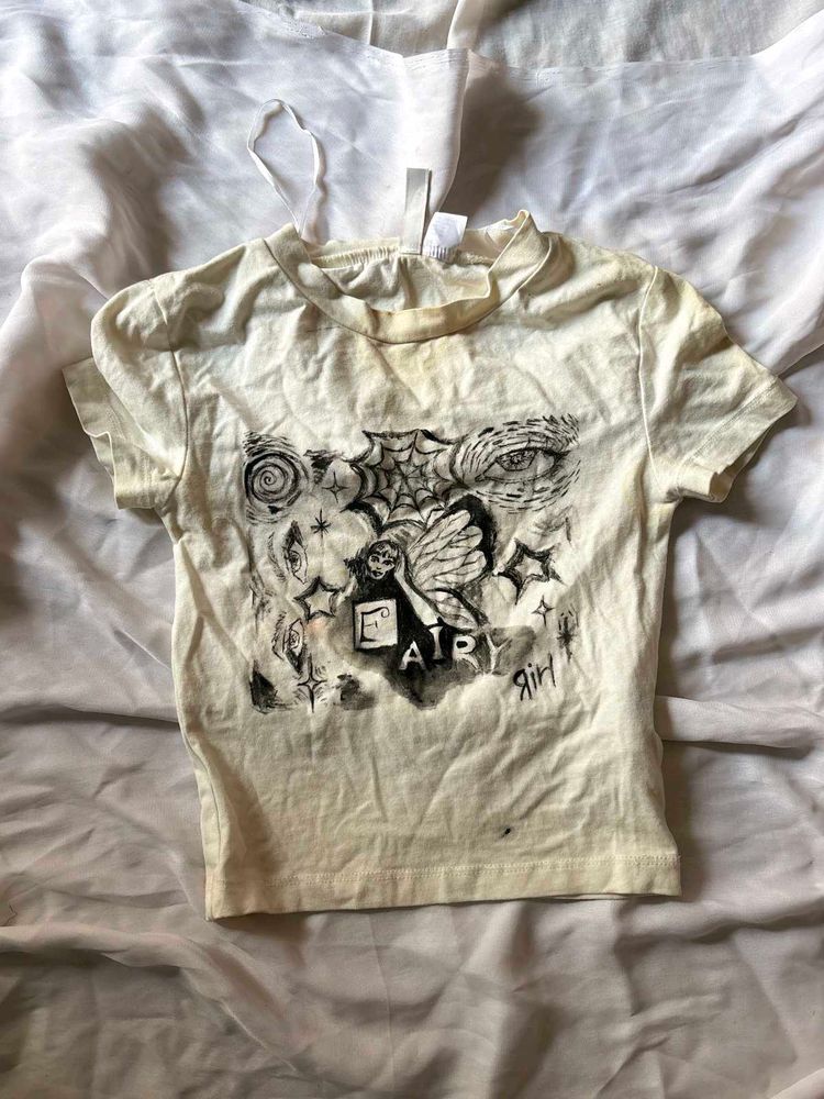 Y2k handpainted graphics on hm tee