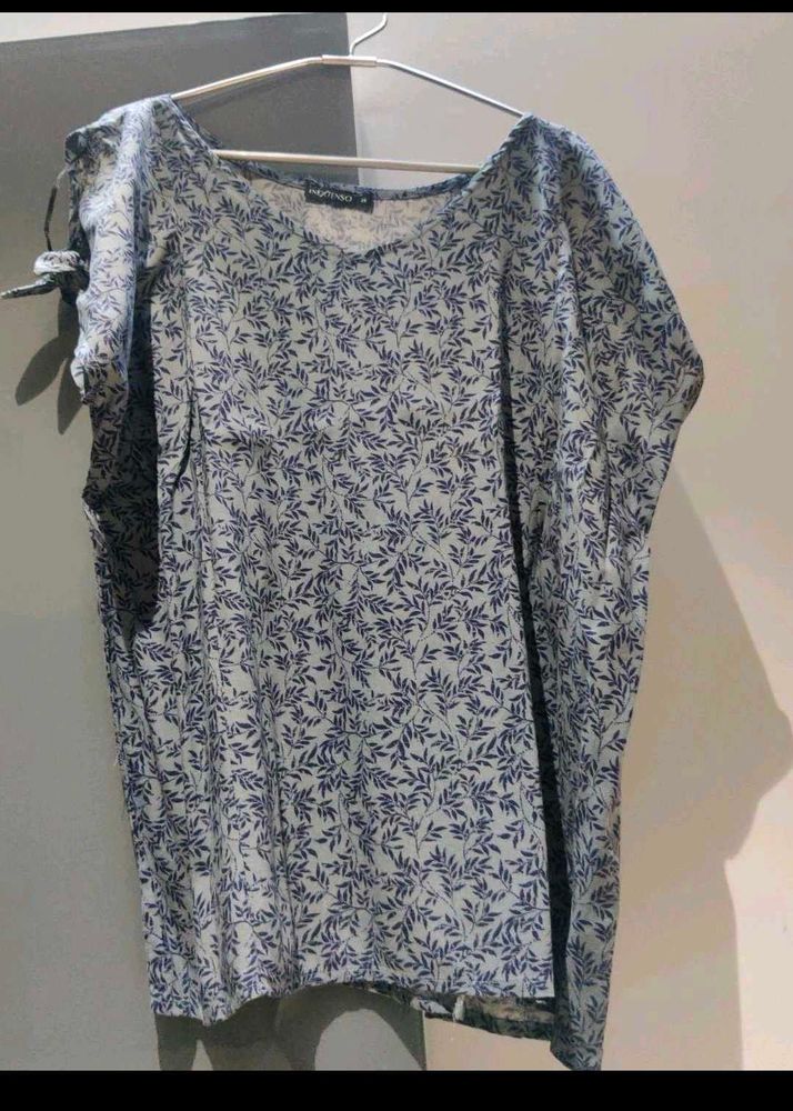 Blue Leaf Print Top