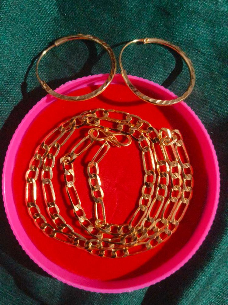 Unisex Chain In Golden Polish And Free With Baali