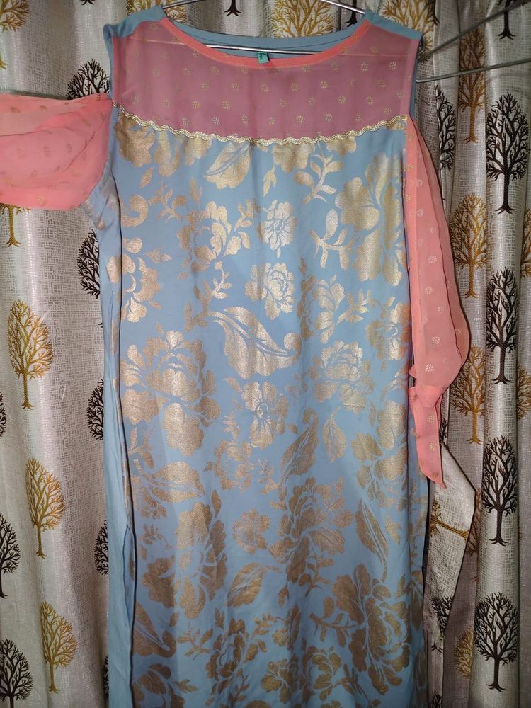 Stylish Blue Kurta with Pink Sleeves