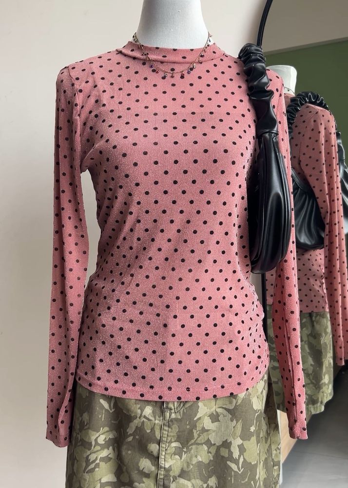 GUTS &amp; GUSTO Shimmer Mock Neck Top