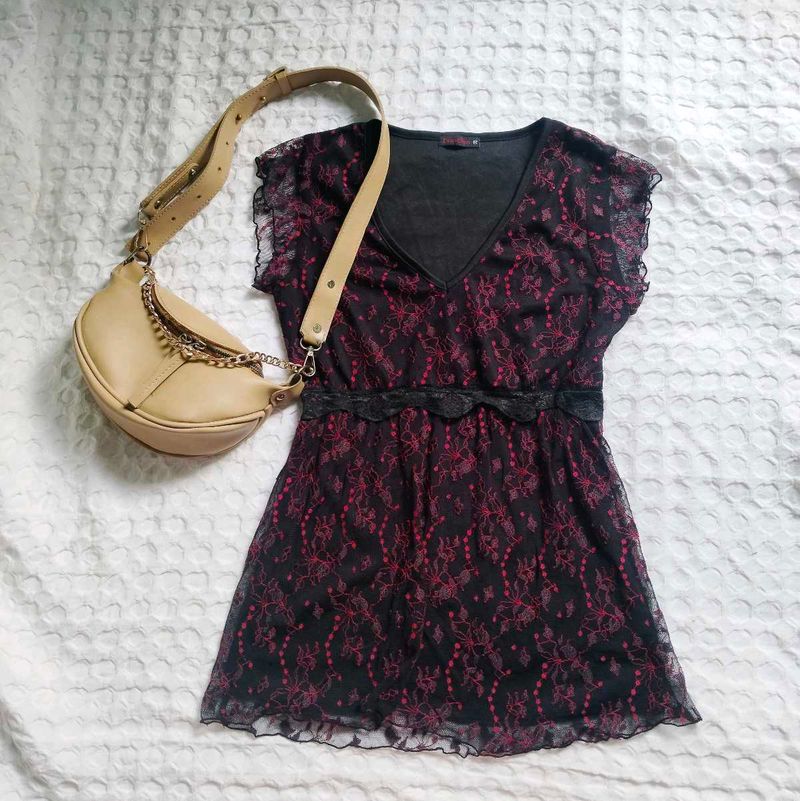 Combo Y2K lace v-neck top and bag