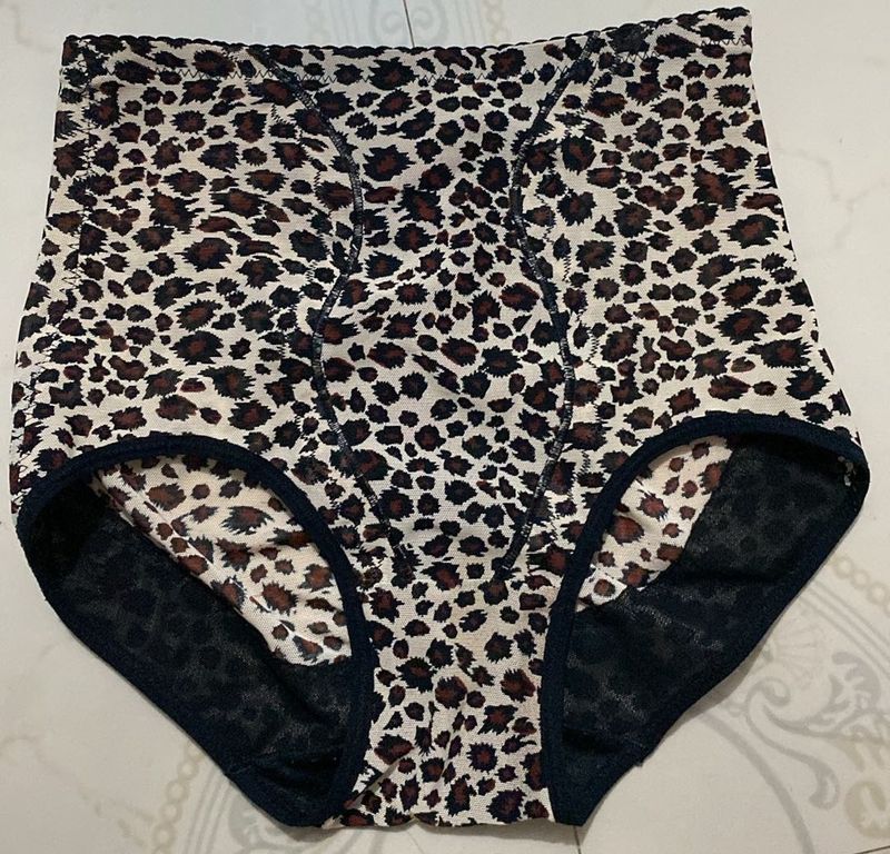 unused Leopard Print High-Waisted Shapewear Briefs