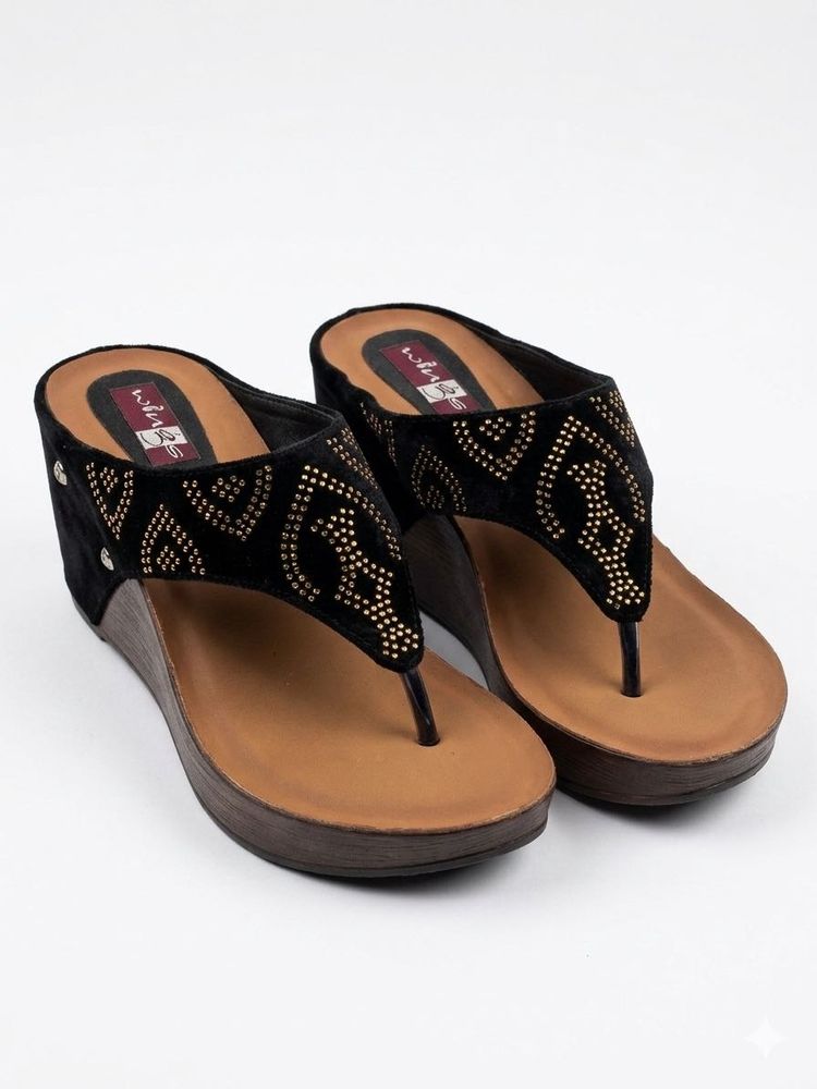 Price drop 🚨Stylish Black Wedge Sandals
