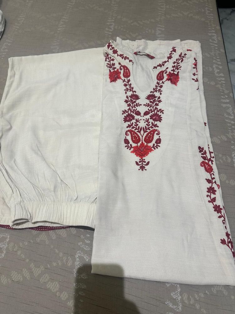 Embroidered Kurta Set