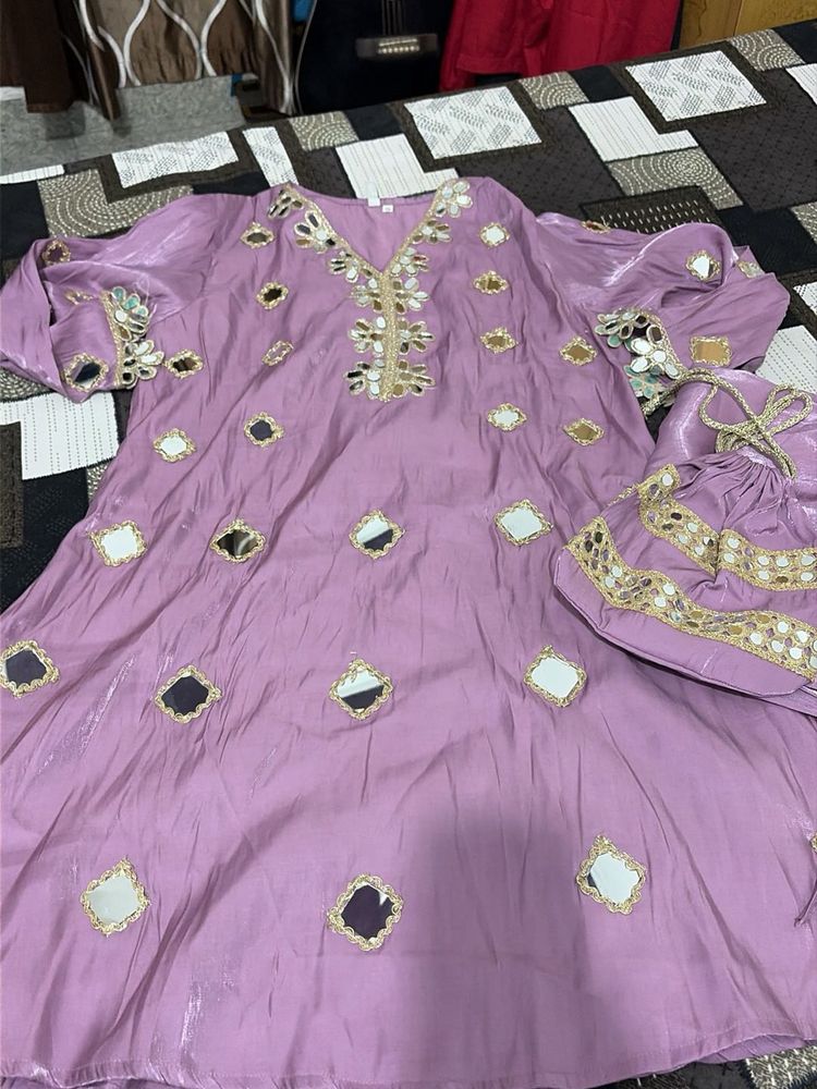 Embellished Kurta with Dupatta