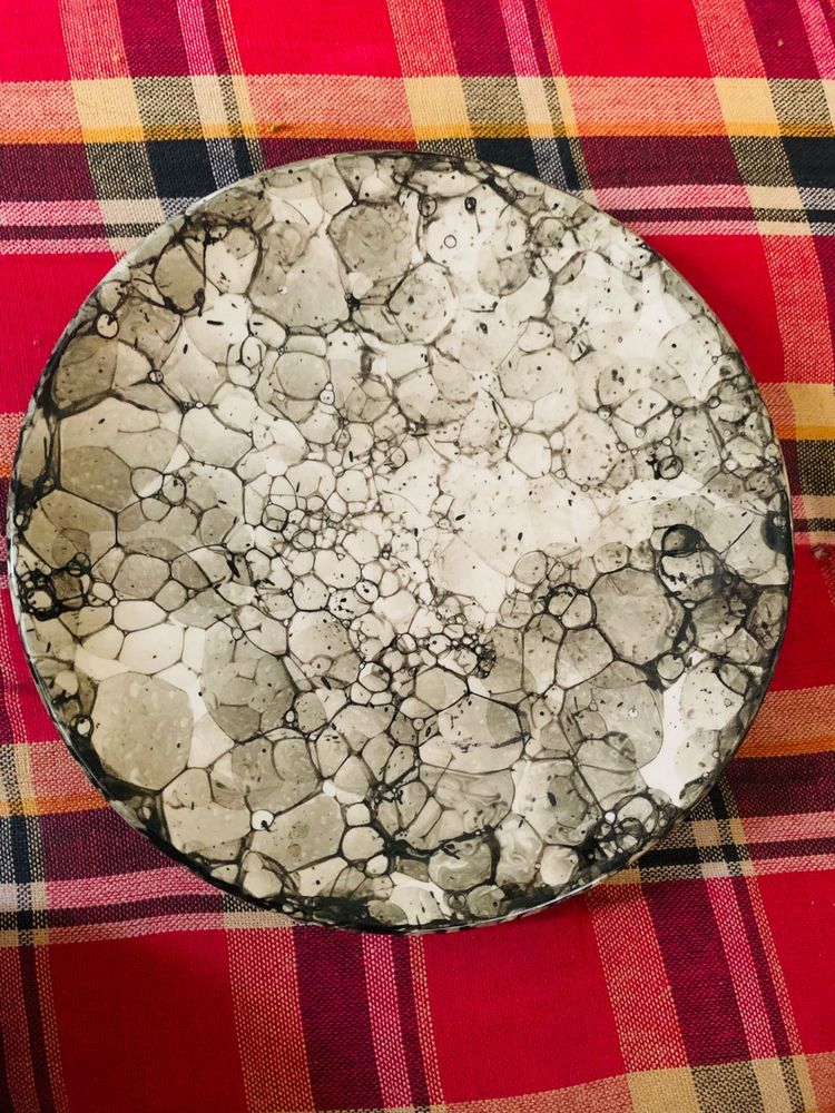 3Unique Bubble Pattern Decorative Plate