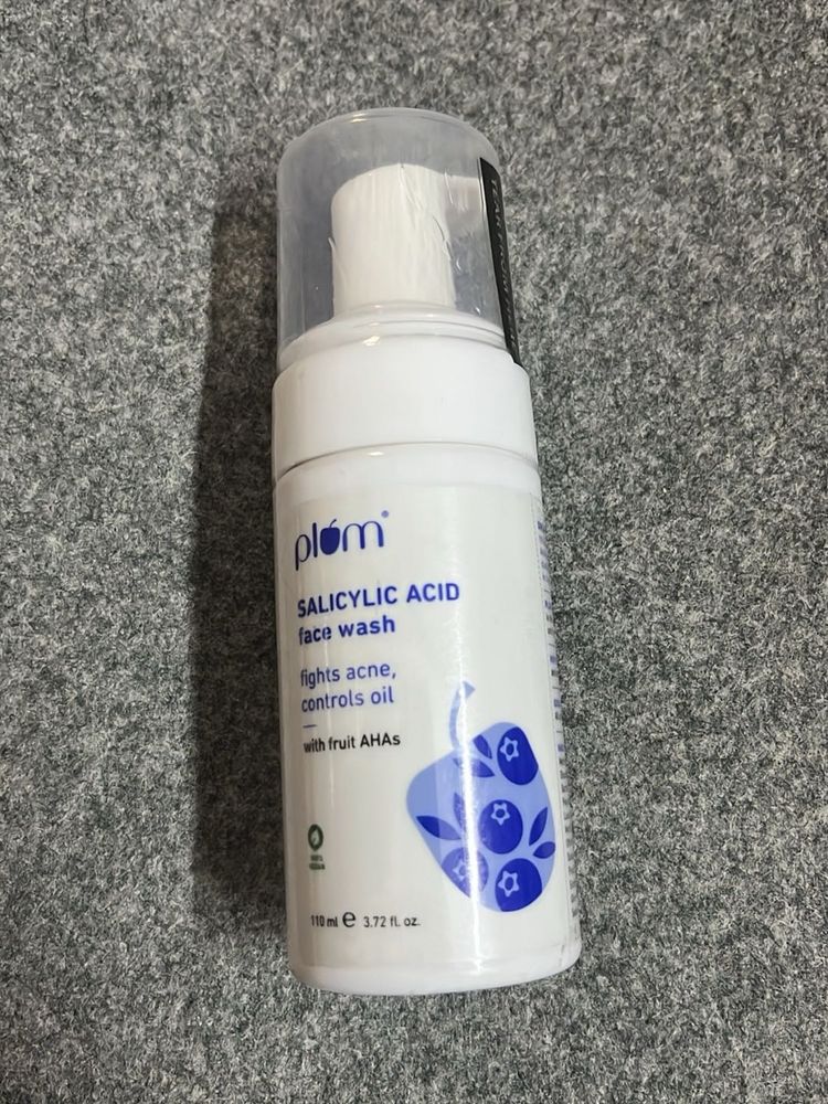 Plum Salicylic Acid Face Wash
