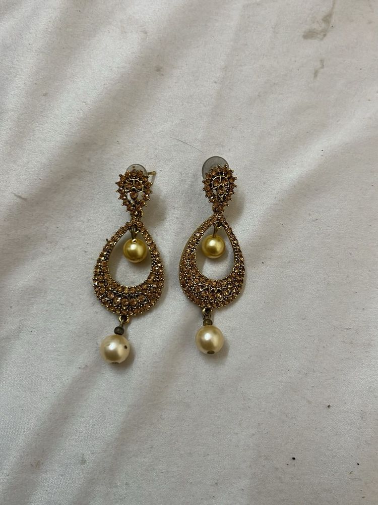 Elegant Pearl Drop Earrings