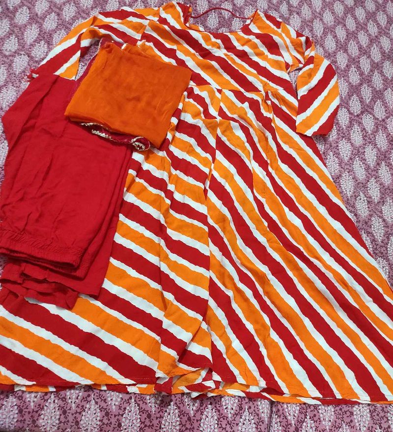 Striped Kurta Set with Dupatta and Pants