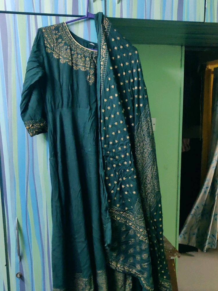 Anarkali Kurta With dupatta