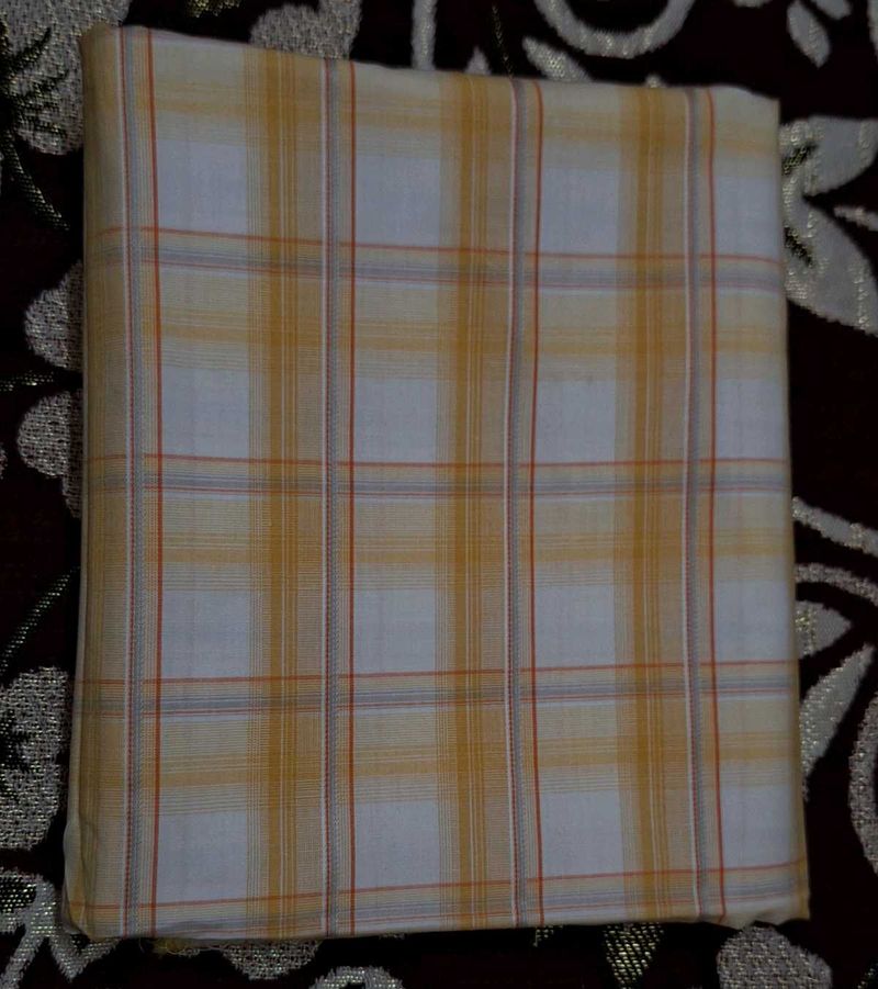 Checked 100% Cotton Fabric 2.5 Mtr.