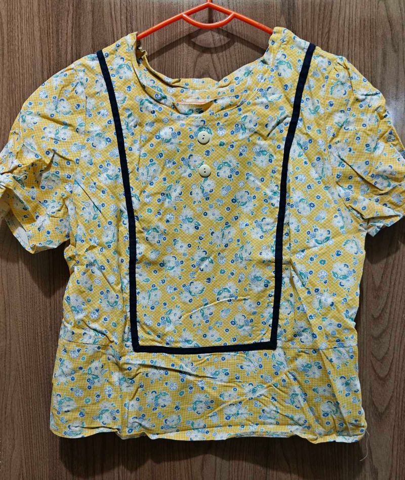Cute Yellow Floral Print Top