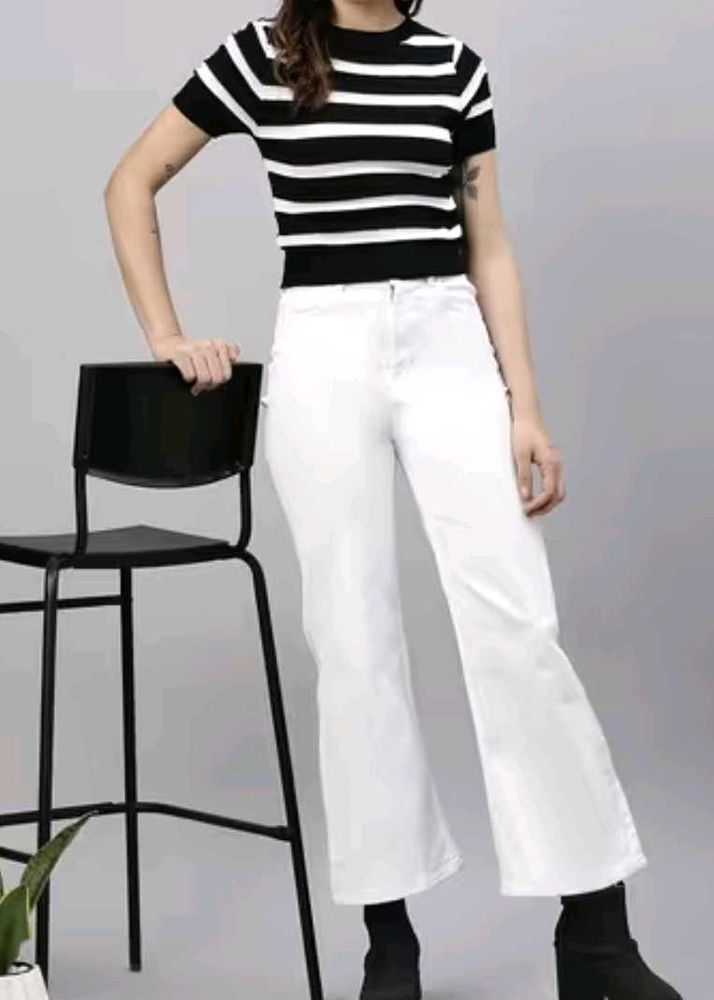 Chic Striped Cropped Knit Top
