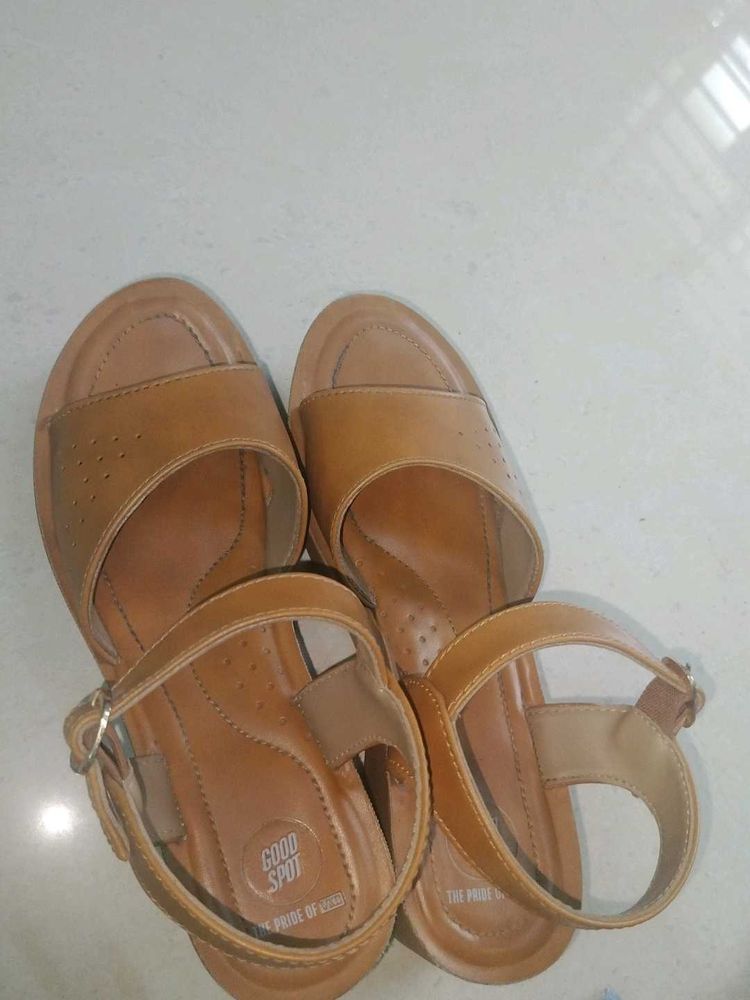 Comfortable Wedge sandals