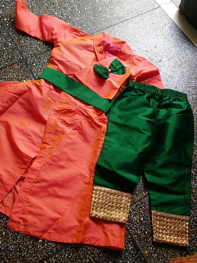 Fancy Pent Kurti Combo 💚