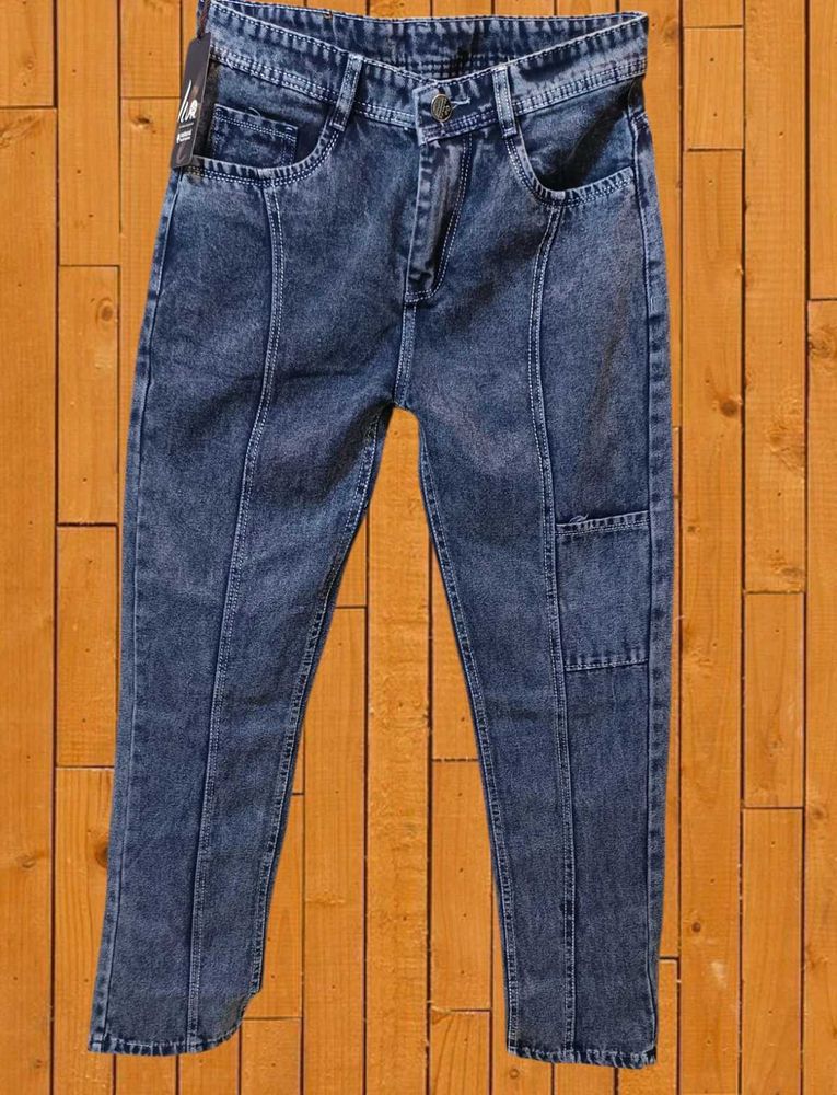 Mom Fit Surgery Baggy Jeans Size 28
